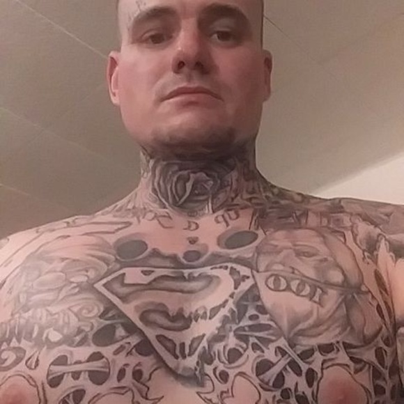 Profile Picture of Kyle Boyer (@xxxtank88xxx) on Poshmark