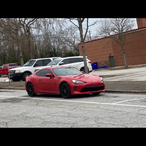 Profile Picture of Daniel Bruce (@trapdanny) on Poshmark