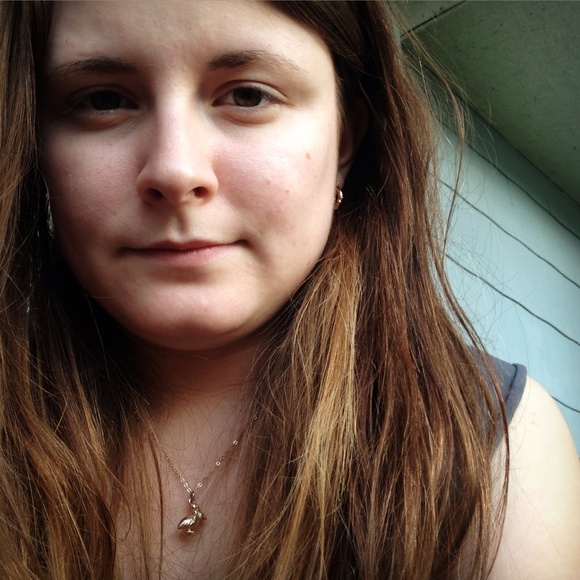 Profile Picture of Korinna Dennehey (@aconybell) on Poshmark