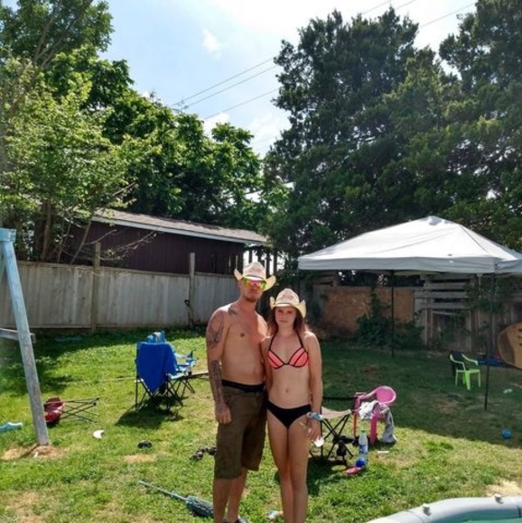 Profile Picture of Taylor Lozinski (@taylorlozinski) on Poshmark