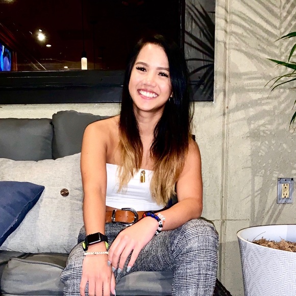 Profile Picture of Melisa Wongsa (@mwongsa) on Poshmark