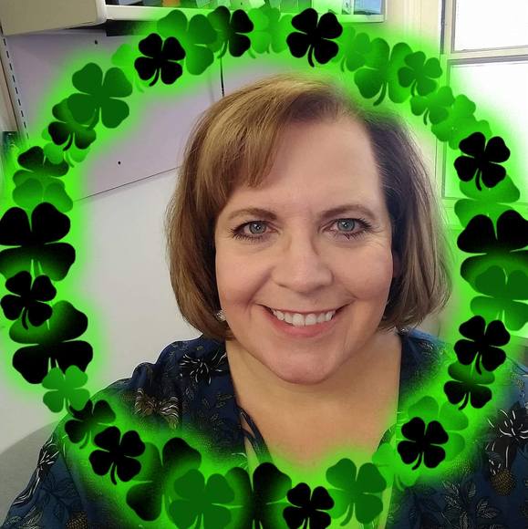 Profile Picture of Virginia Hostetter (@vhostetter) on Poshmark