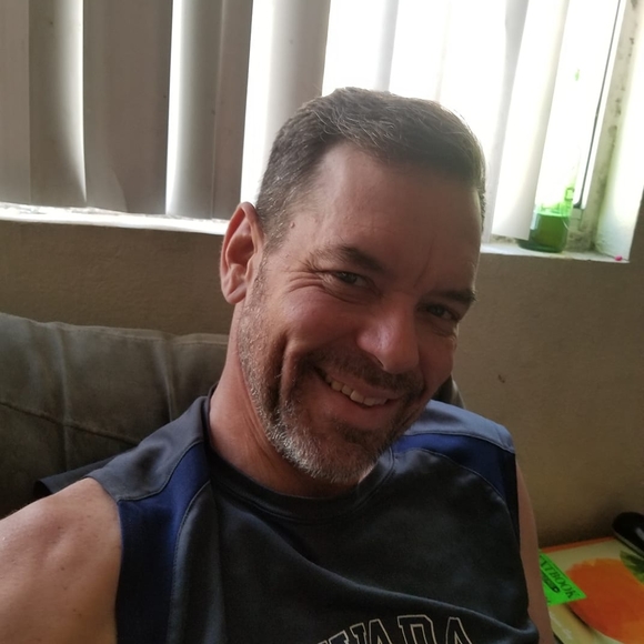 Profile Picture of Richard Hobbs (@hobbs51) on Poshmark