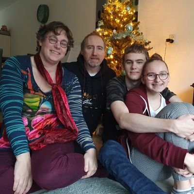 Profile Picture of Cindy Hays (@CindyHa05066898) on Twitter