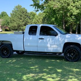 Profile Picture of Amanda Gotzinger (@redhead1987) on Pinterest