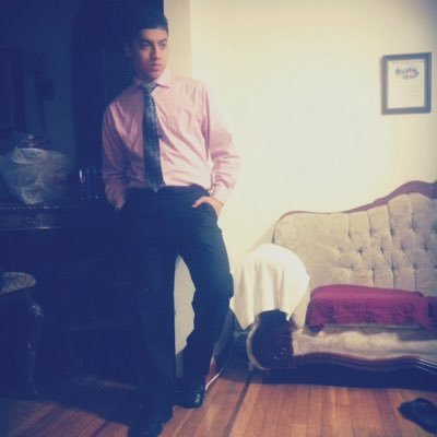 Profile Picture of Raymond Pineda (@rayjoel89) on Twitter