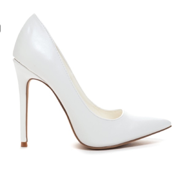 Profile Picture of Josephine Watson (@jwatson801) on Poshmark