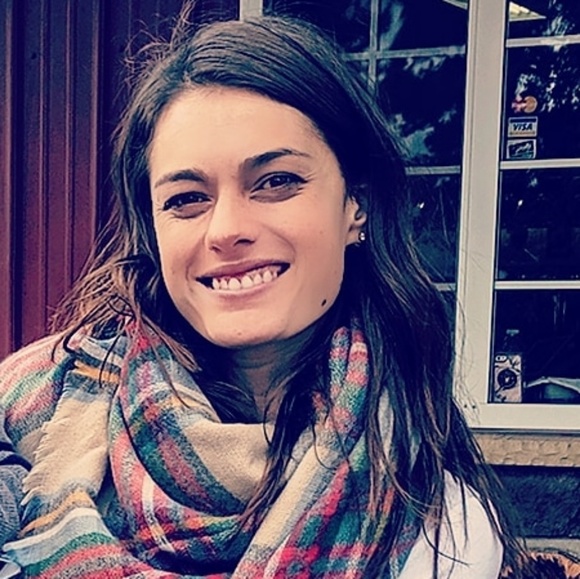 Profile Picture of Alex Deckert (@alexdeckert) on Poshmark