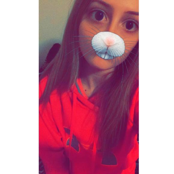 Profile Picture of Hailey Stenzel (@hstenz01) on Poshmark