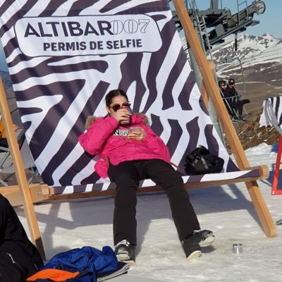 Profile Picture of Béchemilh Éva (@eva_bchmlh) on Twitter