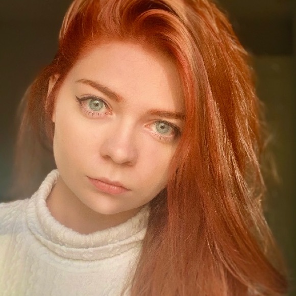 Profile Picture of Tori Lambert (@torilambert107) on Poshmark