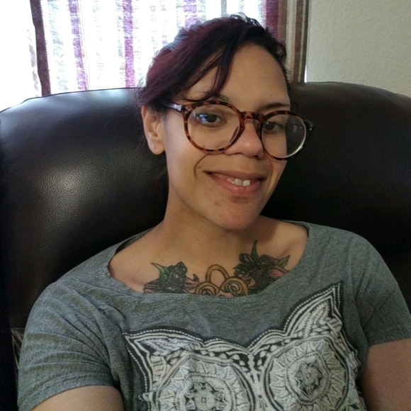 Profile Picture of Erica Busby (@busby86) on Poshmark
