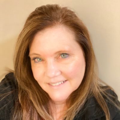 Profile Picture of Tina Williams (@tinaw720) on Twitter