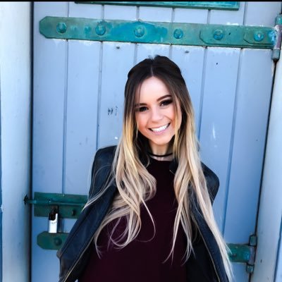 Profile Picture of Haley Perry (@haleyperry33) on Twitter