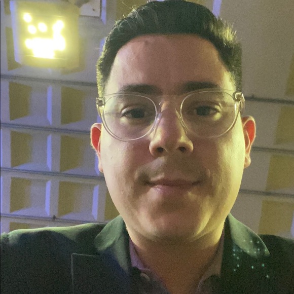 Profile Picture of Ricardo Maggiolo (@maggiolori) on Poshmark