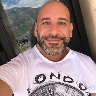 Phillip Brown - Twitter Profile Picture of Phillip Brown (@EniTan33570617) on Twitter