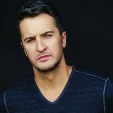 Profile Picture of Michelle Miller (@wildcatfanone) on Twitter