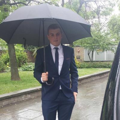 Profile Picture of James Henshaw (@henmes10) on Twitter