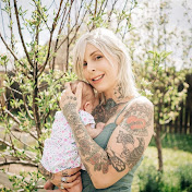 Profile Picture of Sarah Schultz (@rocknrollsarahb) on Youtube