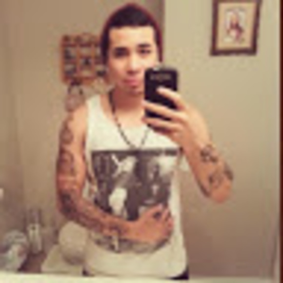 Profile Picture of Brian Serrano (@romeosb14) on Poshmark