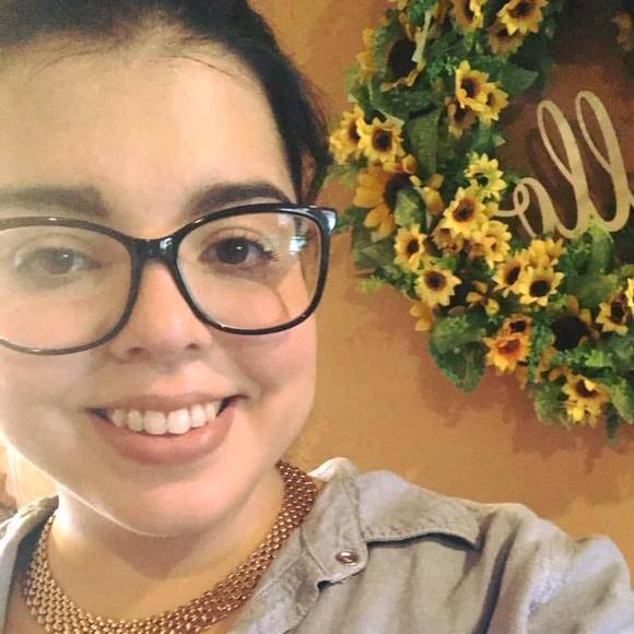 Profile Picture of Jennifer Grasselli (@jmgrasselli) on Poshmark