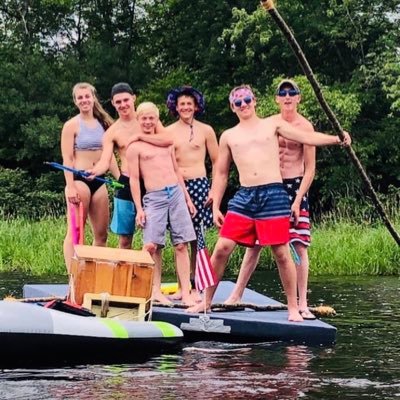 Profile Picture of Derek Gifford (@DerekGifford8) on Twitter