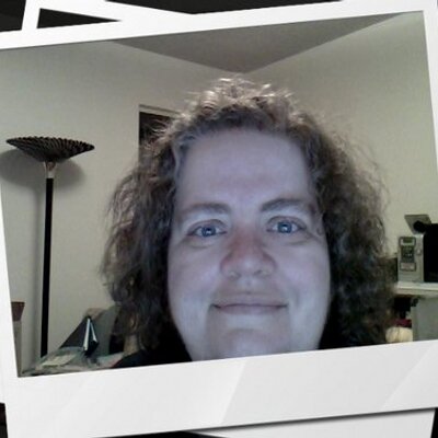 Profile Picture of Nancy Burnside (@bigbluecateyes) on Twitter