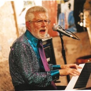 Profile Picture of Bob Hall (@bob.hall) on Myspace