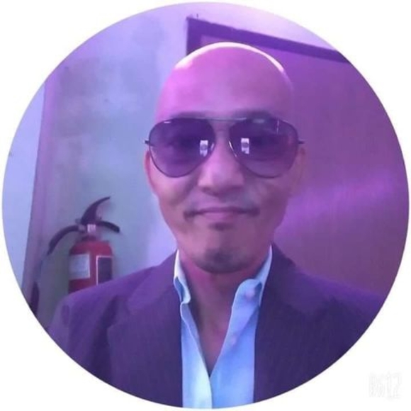 Profile Picture of Simon Nguyen (@simonnguyen485) on Poshmark