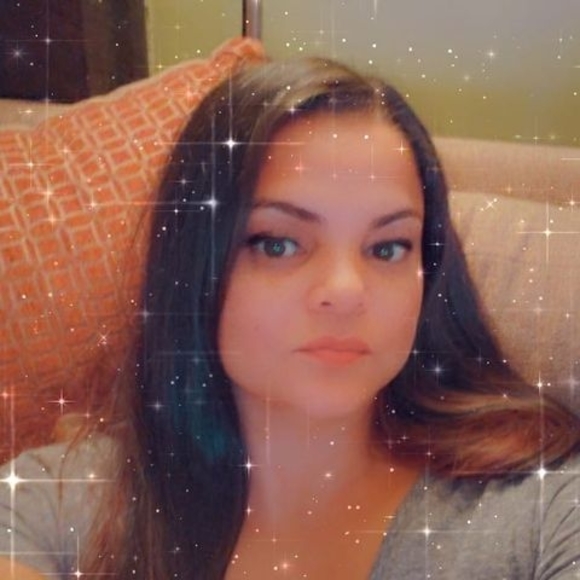 Profile Picture of Nareisha Faybisovich (@nareishafay) on Poshmark