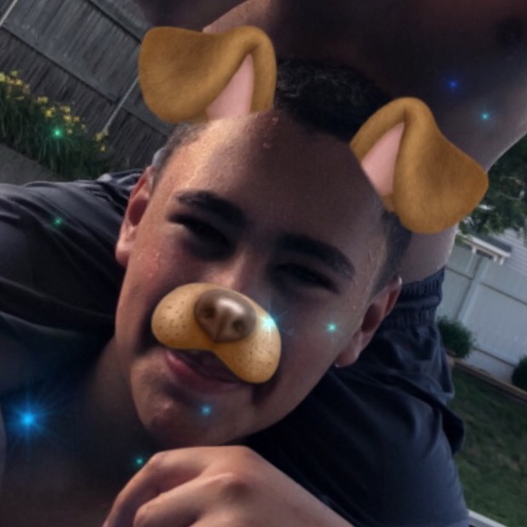 Profile Picture of John Tobon (@yaboijt) on Poshmark