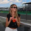 Profile Picture of   beach waves tutorial 🌊... (@andreamoya) on Tiktok