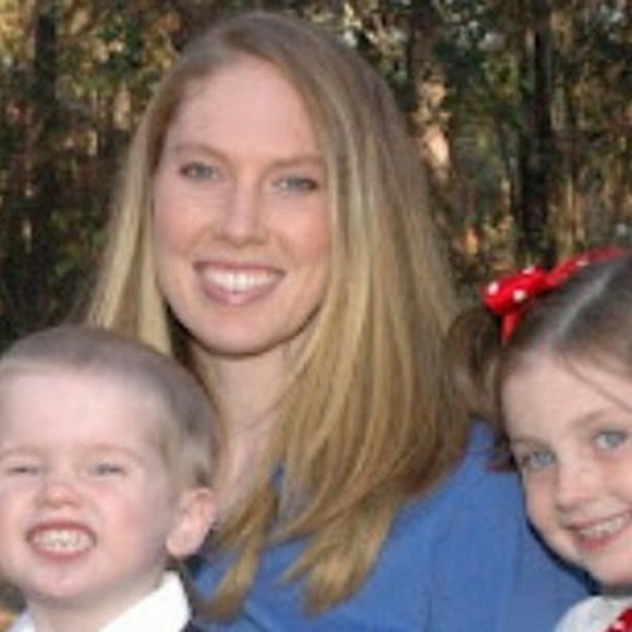 Profile Picture of Amberly Brown (@amandjosh) on Poshmark