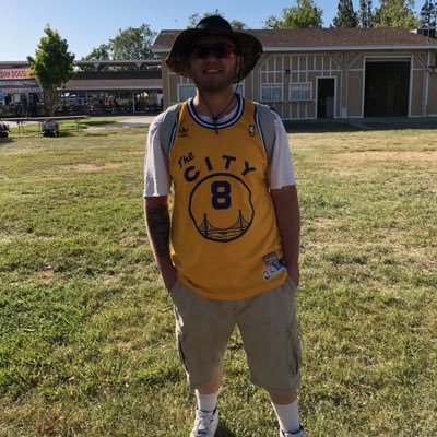 Profile Picture of Justin Brooke (@BrookeDFS_34) on Twitter