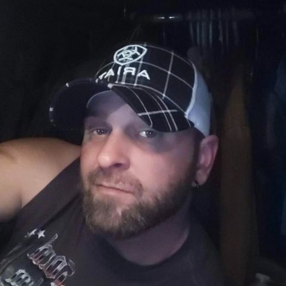 Profile Picture of Rusty Mcmillon (@rustymc82) on Poshmark