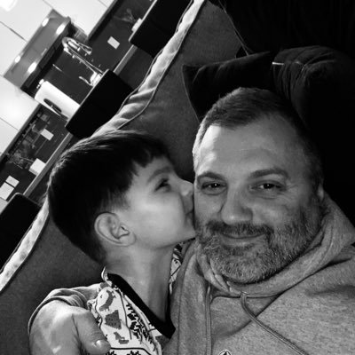 Profile Picture of Robertino Kimevski (@RobertinoK) on Twitter