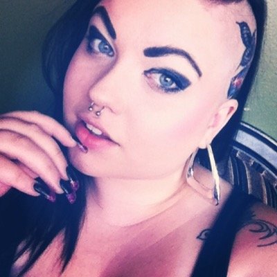 Profile Picture of Jade Trembley (@itsjadesilly) on Twitter