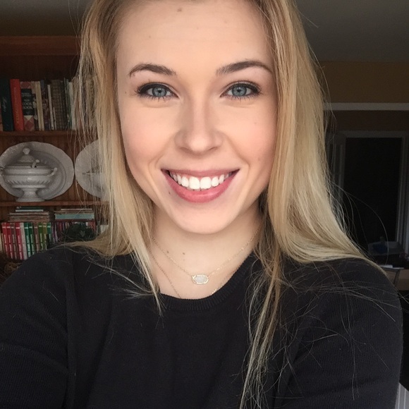 Profile Picture of Maddie Behrendt (@maddieccbb) on Poshmark