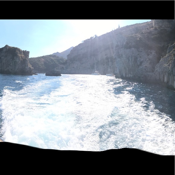 Profile Picture of Amanda Capone (@amandacapone01) on Poshmark