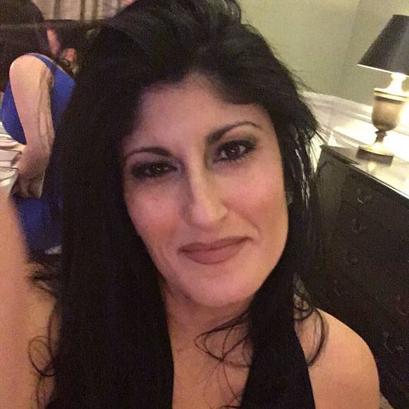 Profile Picture of Erica Bigatao (@ericabigatao) on Poshmark