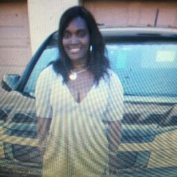 Profile Picture of Mauvette Mattadeen (@mmattadeen47) on Poshmark