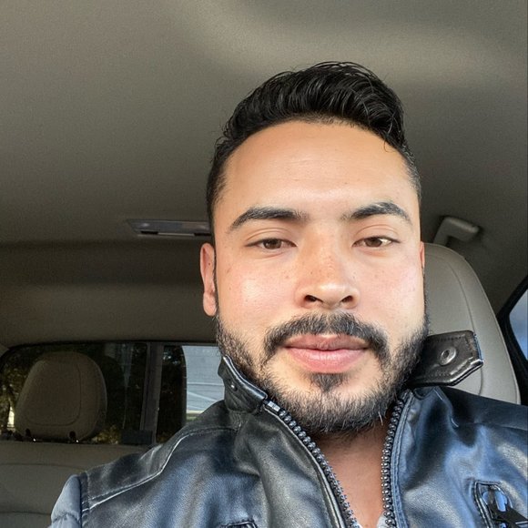 Profile Picture of Juarez Juarez (@jasonsamy) on Poshmark