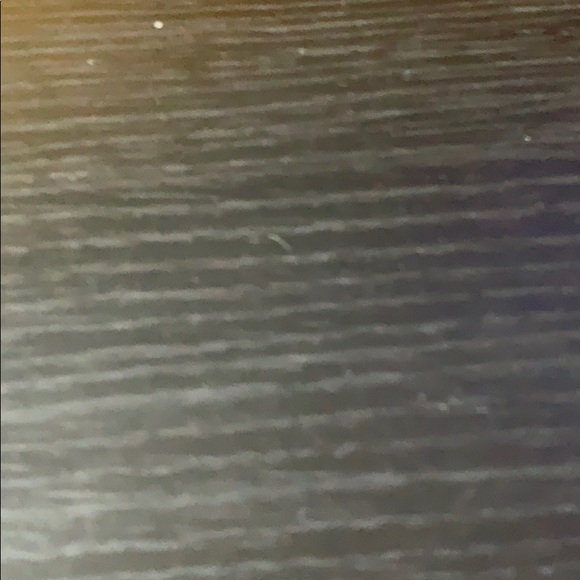 Profile Picture of Fly Flyerson (@flyehdjdjb) on Poshmark