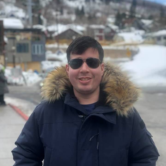 Profile Picture of Matthew Findel (@mfindel) on Poshmark