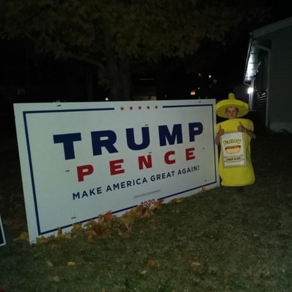 Profile Picture of Buxton Carlson (@buxtoncarlson) on Poshmark