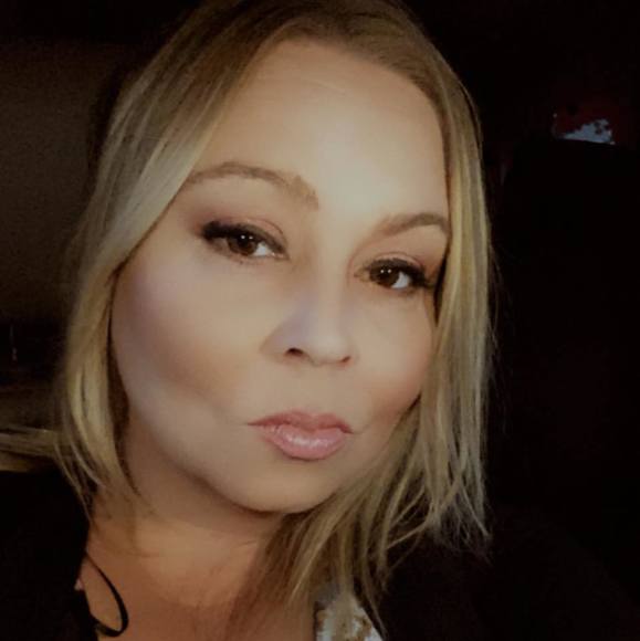 Profile Picture of Lori Schmid (@loricsa) on Poshmark