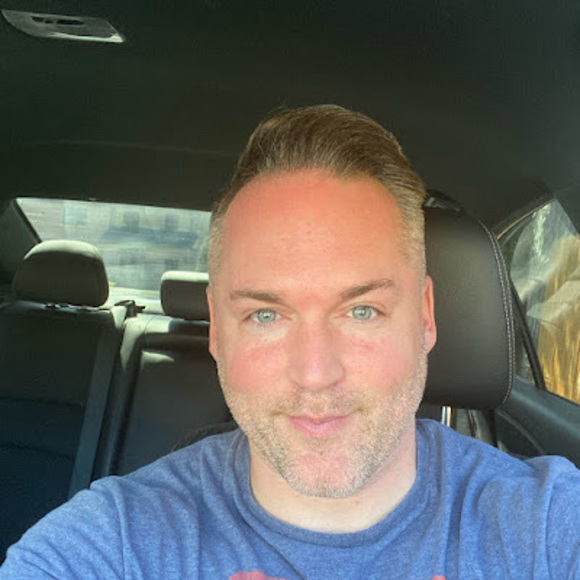 Profile Picture of Matthew Neuman (@neuman82) on Poshmark