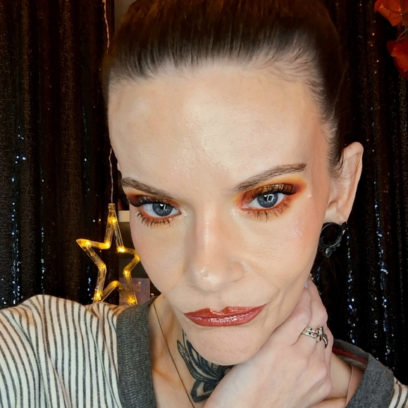 Profile Picture of Jen Borgersen (@jenbcrueltyfree) on Poshmark