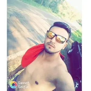 Profile Picture of Dedé Grzybowski (@.dedegrzybowski) on Tiktok