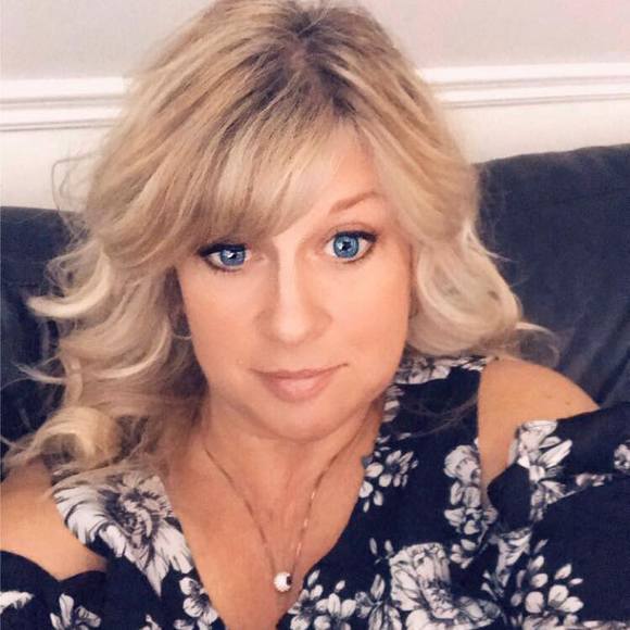 Profile Picture of Anne marie Piotrowski (@pooperreggie) on Poshmark